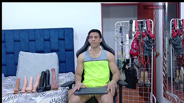 JoseRumbero26 online show from 05/01/26, 02:16