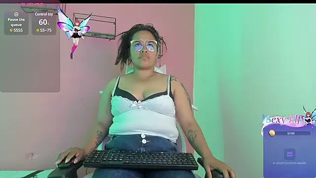 Snapshot of Tita_dirty chatting on 02/20/25, 07:08 Tita dirty online show from 02/20/25, 07:08