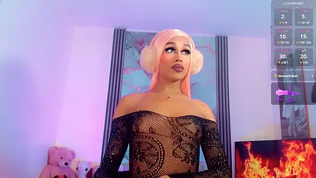  ChanellR  online show from 10/22/25, 11:04