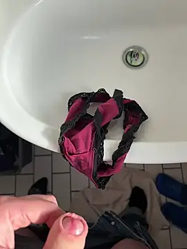 8rabe8 online show from 04/11/26, 07:35