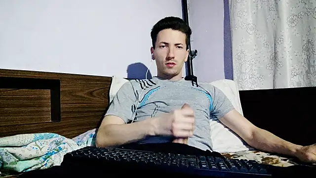  Hocthus  online show from 12/28/24, 09:30