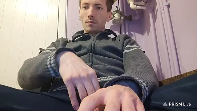  Hocthus  online show from 02/10/25, 05:41