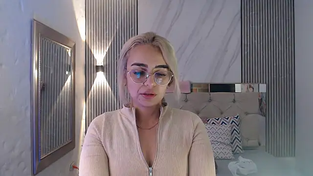 ashley  tylor online show from 02/06/26, 01:32