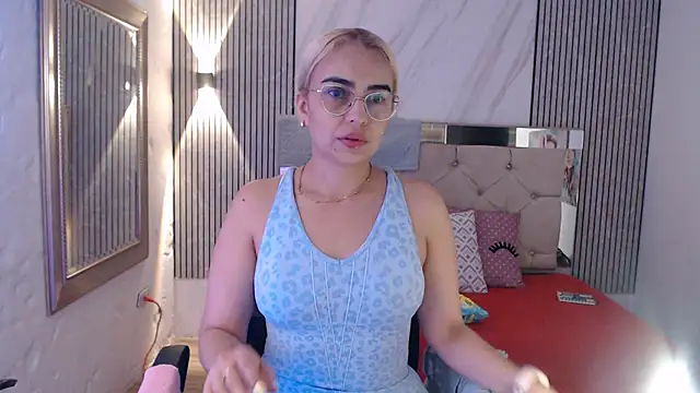 ashley  tylor online show from 03/06/26, 10:17