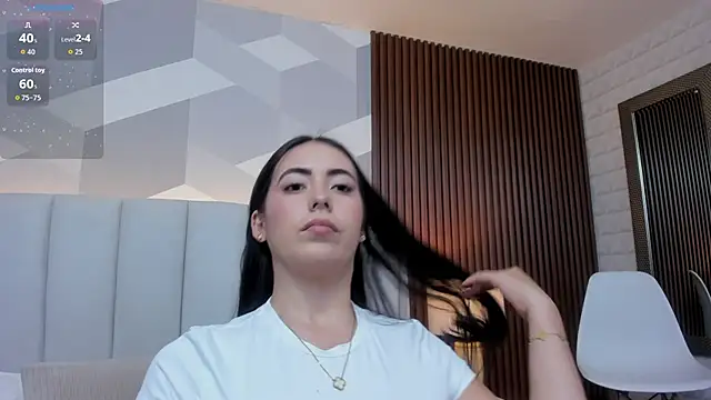 Julietasantos   online show from 11/13/25, 06:40