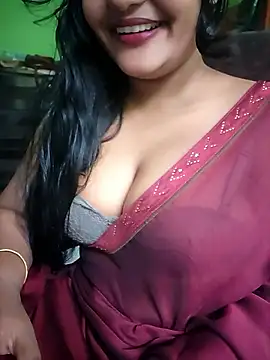 Snapshot of Kotha_-Moni chatting on 05/15/26, 11:45 Kotha -Moni online show from 05/15/26, 11:45