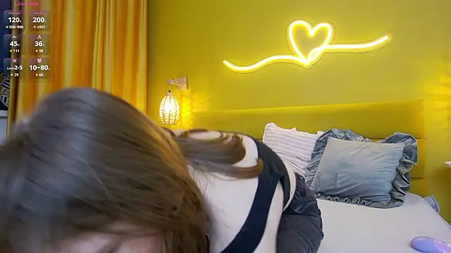 lessysweety online show from 02/17/26, 03:03