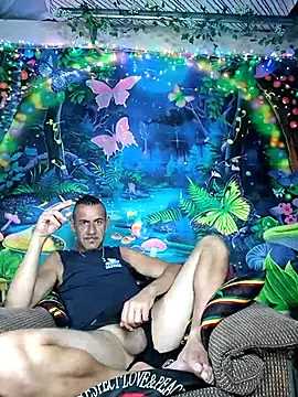 Snapshot of Bbboy42 chatting on 02/27/25, 11:04 Bbboy42 online show from 02/27/25, 11:04