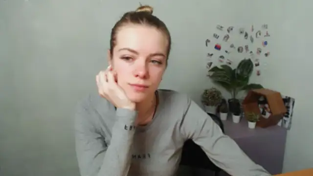 AliceFlirtt  online show from 12/17/25, 09:59