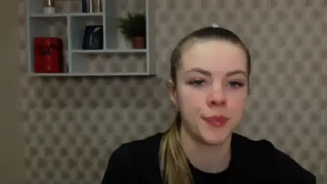 AliceFlirtt  online show from 02/19/26, 09:27