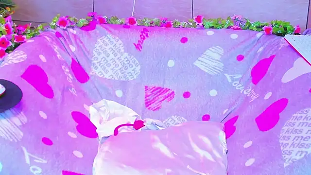 Vanessa Florence online show from 03/20/25, 04:18