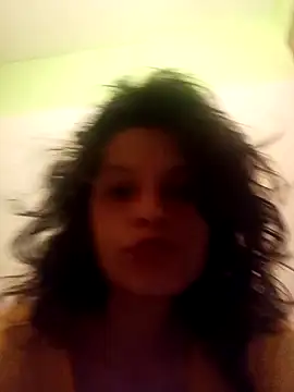 Julieta Paz online show from 04/25/26, 07:33