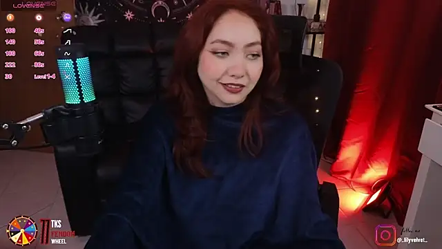 Snapshot of LilyVelvett chatting on 01/11/25, 04:16 LilyVelvett online show from 01/11/25, 04:16