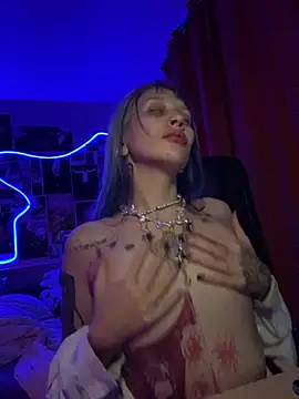 Dooubletroublee online show from 11/09/25, 10:30