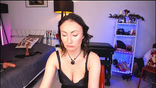 MissAliciaFD online show from 01/16/25, 10:42