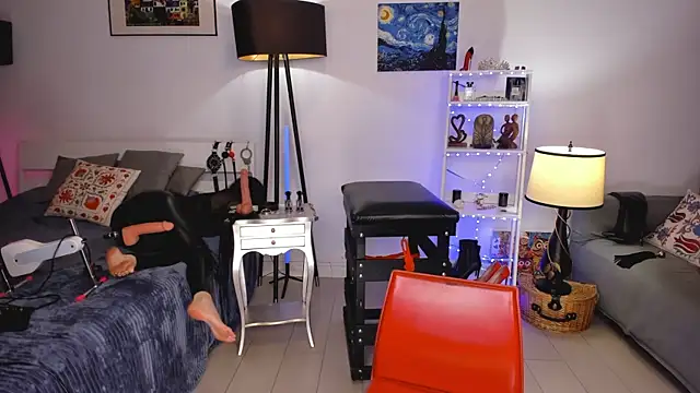 MissAliciaFD online show from 11/23/25, 11:21