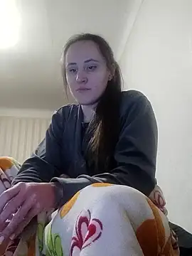 emeli moon online show from 01/19/26, 03:49