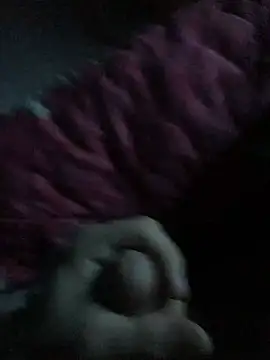 Snapshot of Glorny1 chatting on 03/12/25, 11:01 Glorny1 online show from 03/12/25, 11:01