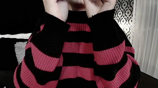 Adeelinee online show from 10/23/25, 07:56