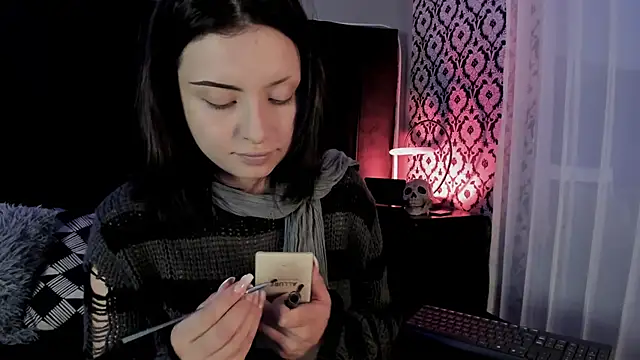 Snapshot of Adeelinee chatting on 04/30/26, 08:57 Adeelinee online show from 04/30/26, 08:57
