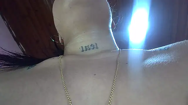 white sexy  online show from 02/20/25, 09:11