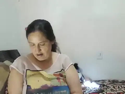 Snapshot of ximenajimenez chatting on 02/18/25, 12:59 ximenajimenez online show from 02/18/25, 12:59