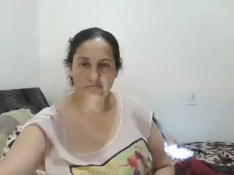 Snapshot of ximenajimenez chatting on 02/18/25, 04:04 ximenajimenez online show from 02/18/25, 04:04
