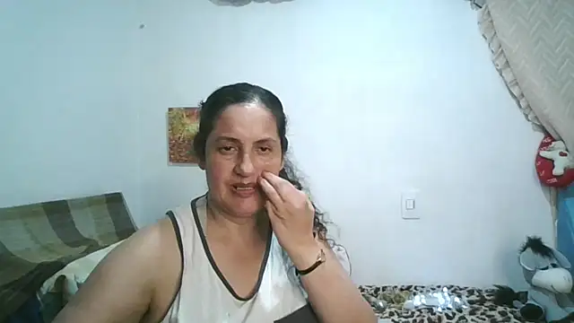 Snapshot of ximenajimenez chatting on 05/05/26, 11:13 ximenajimenez online show from 05/05/26, 11:13