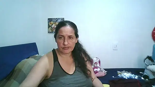 Snapshot of ximenajimenez chatting on 06/06/26, 10:47 ximenajimenez online show from 06/06/26, 10:47