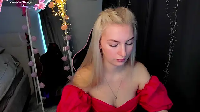 Kimmy powell online show from 03/25/26, 02:50