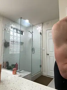 El Gizmo online show from 10/26/25, 05:30