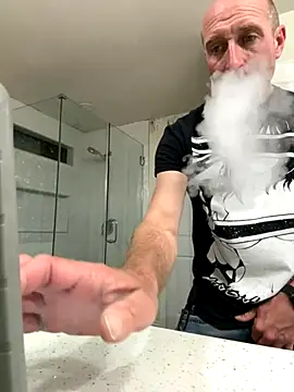 El Gizmo online show from 11/30/25, 04:27