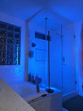 El Gizmo online show from 12/18/25, 11:05