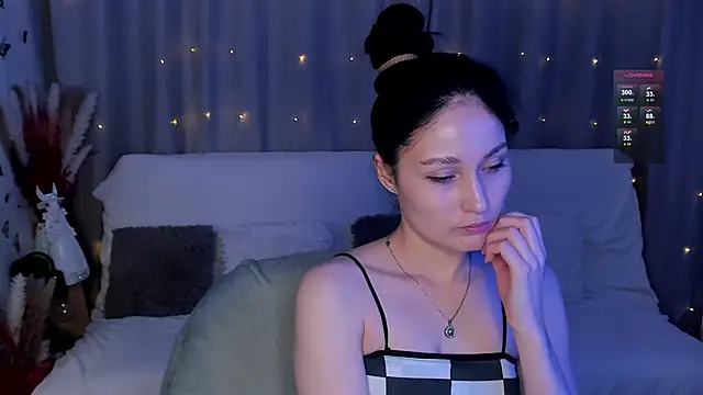 Snapshot of LisaMooore chatting on 01/29/25, 02:40 LisaMooore online show from 01/29/25, 02:40