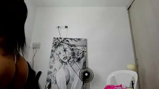  juliana star  online show from 09/11/25, 09:15