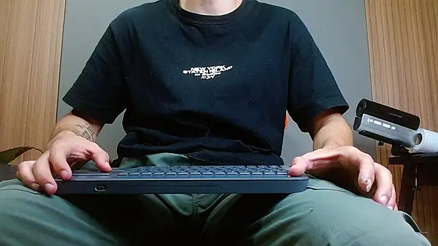 Mr WhiteCock online show from 11/08/25, 11:47