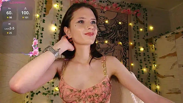 Snapshot of summerhazeee chatting on 12/21/24, 07:38 summerhazeee online show from 12/21/24, 07:38