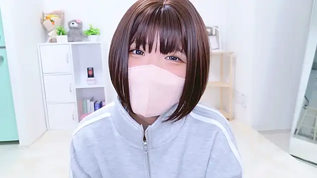 841 yayoi online show from 10/11/25, 01:09