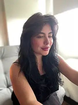 sukhakunis1 online show from 01/05/25, 08:21