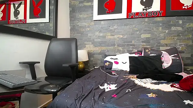 dayadubey  online show from 09/18/25, 10:06