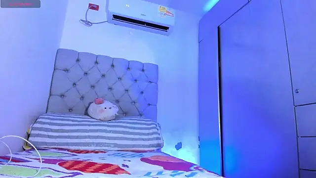 Snapshot of juande_24 chatting on 12/22/25, 03:53 juande 24 online show from 12/22/25, 03:53