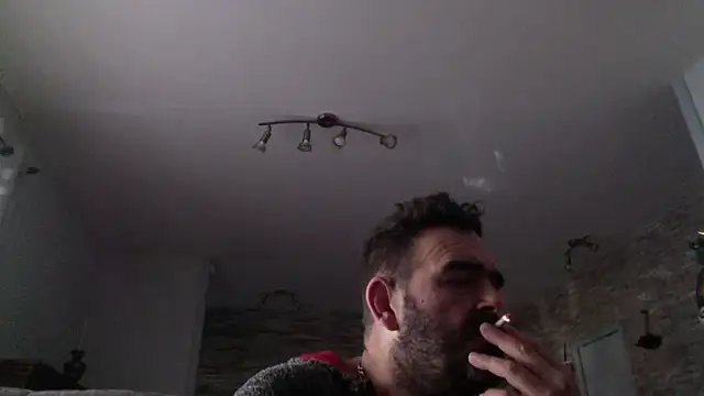 Snapshot of pachapeter chatting on 12/15/24, 11:23 pachapeter online show from 12/15/24, 11:23
