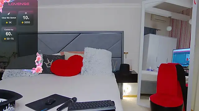 BellaHillss online show from 01/27/25, 03:50