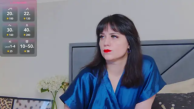 BellaHillss online show from 02/01/25, 07:57