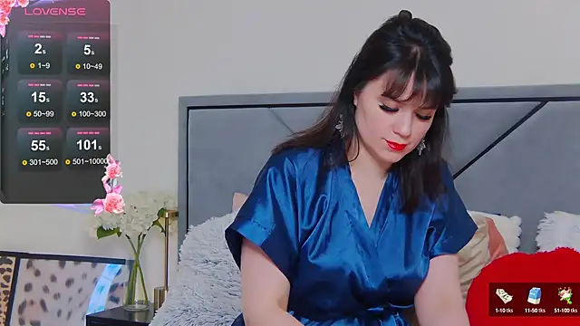 BellaHillss online show from 02/09/25, 02:29