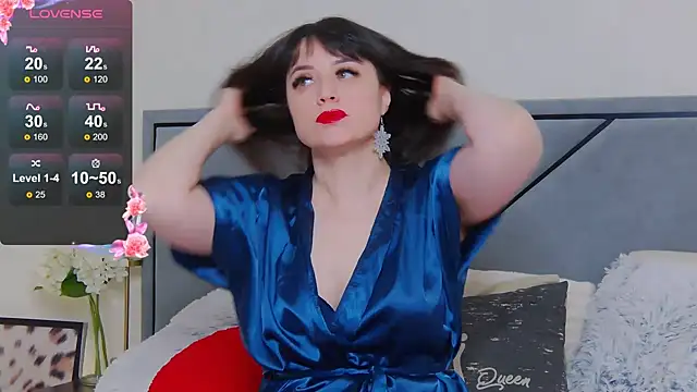 BellaHillss online show from 02/17/25, 03:53