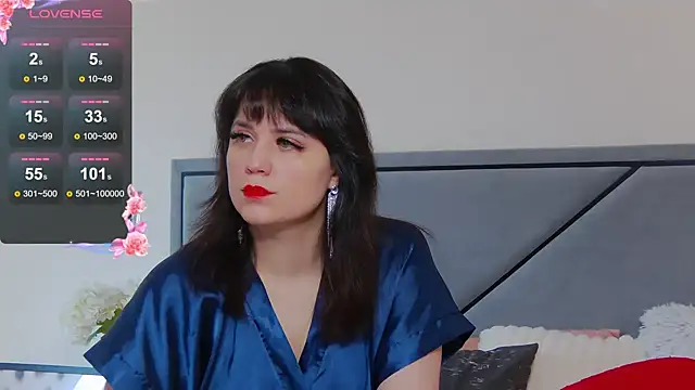 BellaHillss online show from 03/15/25, 08:04