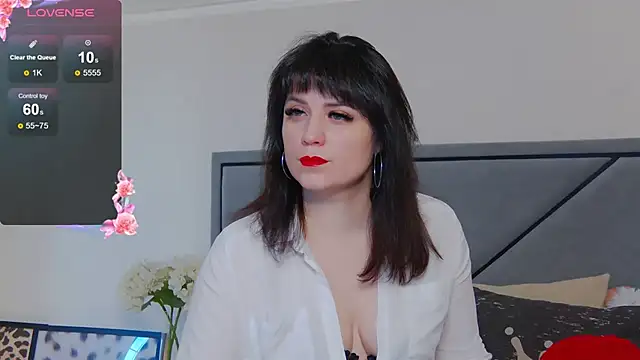 BellaHillss online show from 03/21/25, 07:55