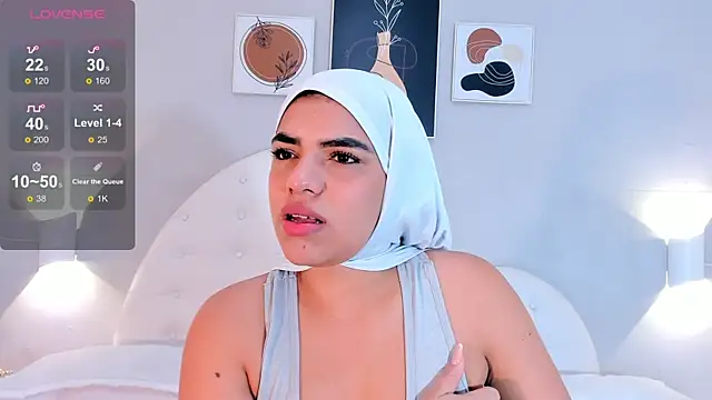 Umarani  online show from 03/04/25, 01:12