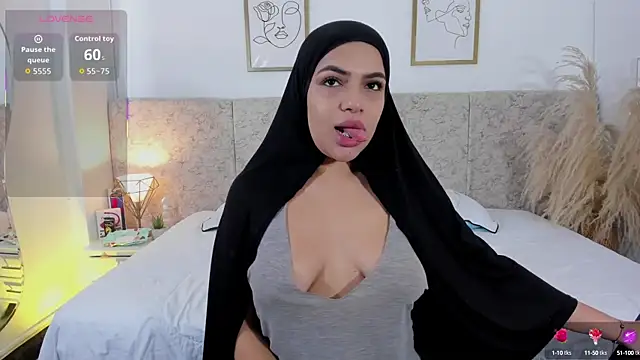 Umarani  online show from 10/15/25, 11:43